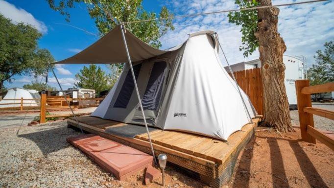 Funstays Glamping Setup Tent In Rv Park #2 Ok-T2 Moab Buitenkant foto